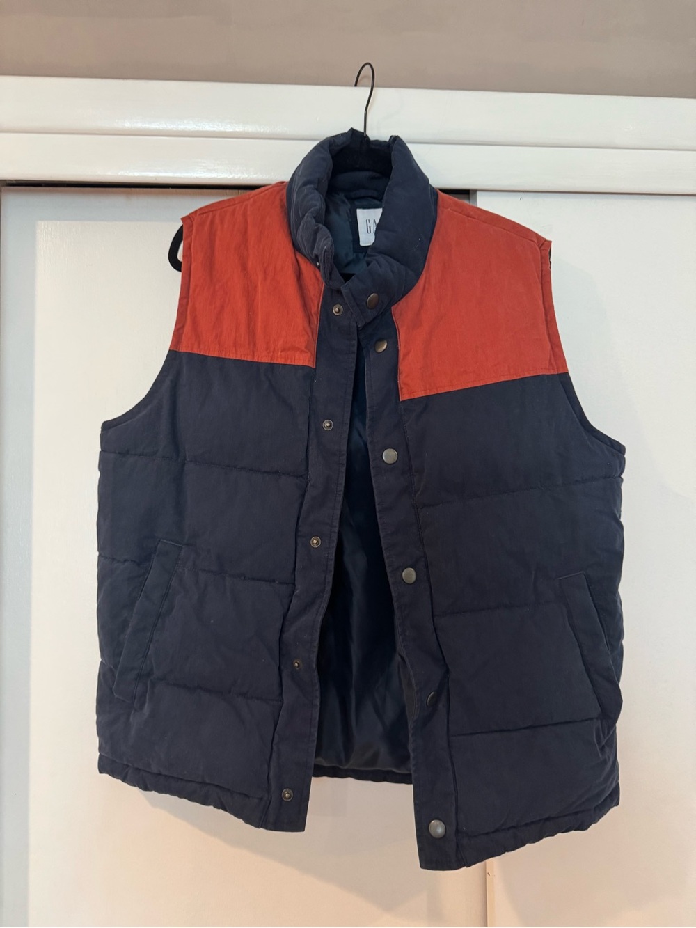 GAP Navy and Rust Quilted Puffer Vest